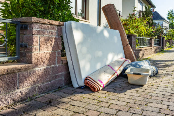 Best Yard Cleanup Services  in East Rutherford, NJ